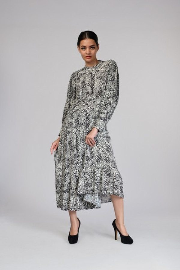 https://www.stylease.co/uploads/products/1smsO07Ou80fXy83d53KjHcGWHAmDnh4J3REWipR.jpg