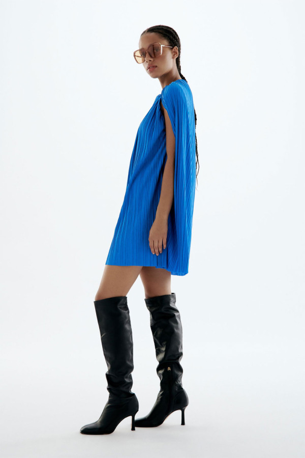 https://www.stylease.co/uploads/products/58lkvWcy2hJHbbbVR1W2gWDUN0pJyHRjf0HdDrb5.jpg