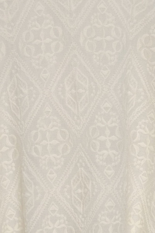 https://www.stylease.co/uploads/products/B4x8uTPTmBGqM7a6SzEGVhKfz3xgGtW6Wlv7HTvm.jpg