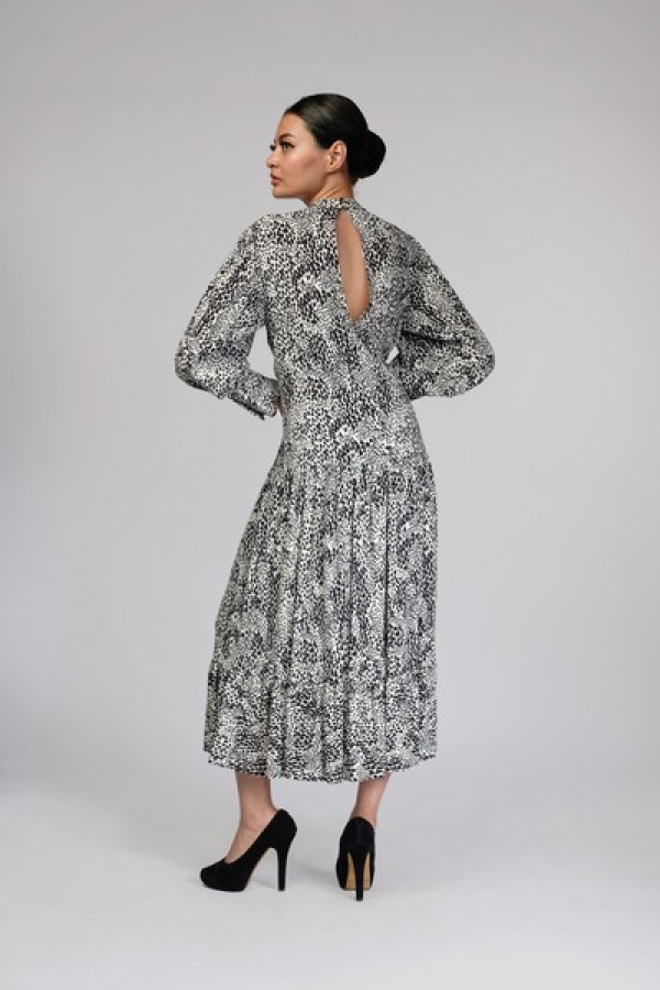 https://www.stylease.co/uploads/products/BUQpOIsSacpqc9ILKIUBrPZD2tDSwyYHljOOVLef.jpg
