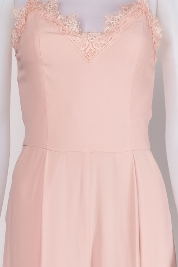 https://www.stylease.co/uploads/products/Zzf4ItLoJTwTXrjk5XJ7MBc1dcqizVc33UoddvqB.jpg