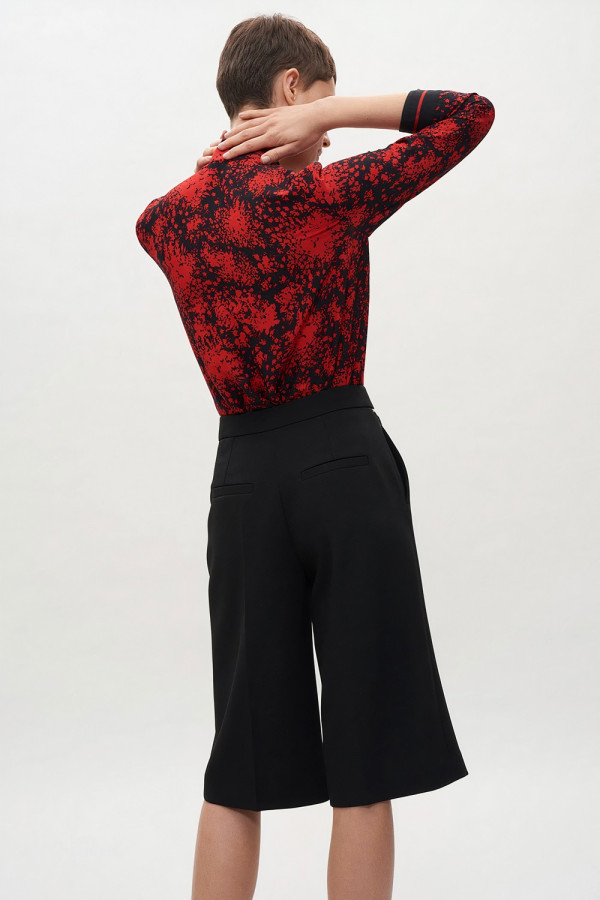 https://www.stylease.co/uploads/products/sr1GVWf5swqhgUptC8FEZvlexQ9rmnH6y5NTV7mb.jpg
